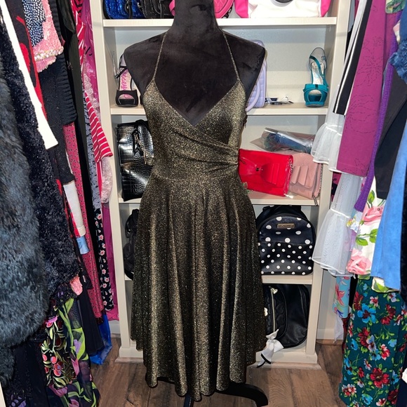 Betsey Johnson Dresses & Skirts - VTG Betsey Johnson Metallic Halter Dress